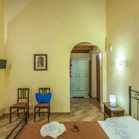 Belvilla By Oyo Quaint With Pool * Belforte all'Isauro